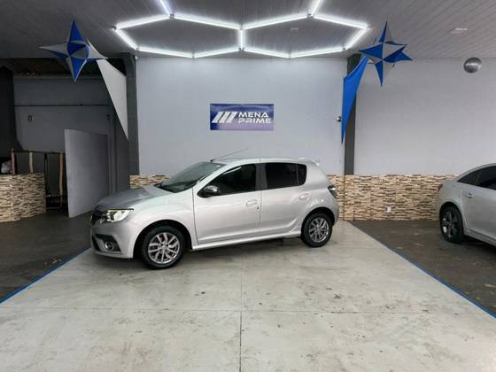 RENAULT SANDERO 1.0 12V SCE FLEX GT LINE MANUAL RENAULT SANDERO 1.0 12V SCE FLEX GT LINE MANUAL
